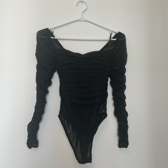 Princess Polly Delaney Bodysuit Size 2 - Picture 2 of 4